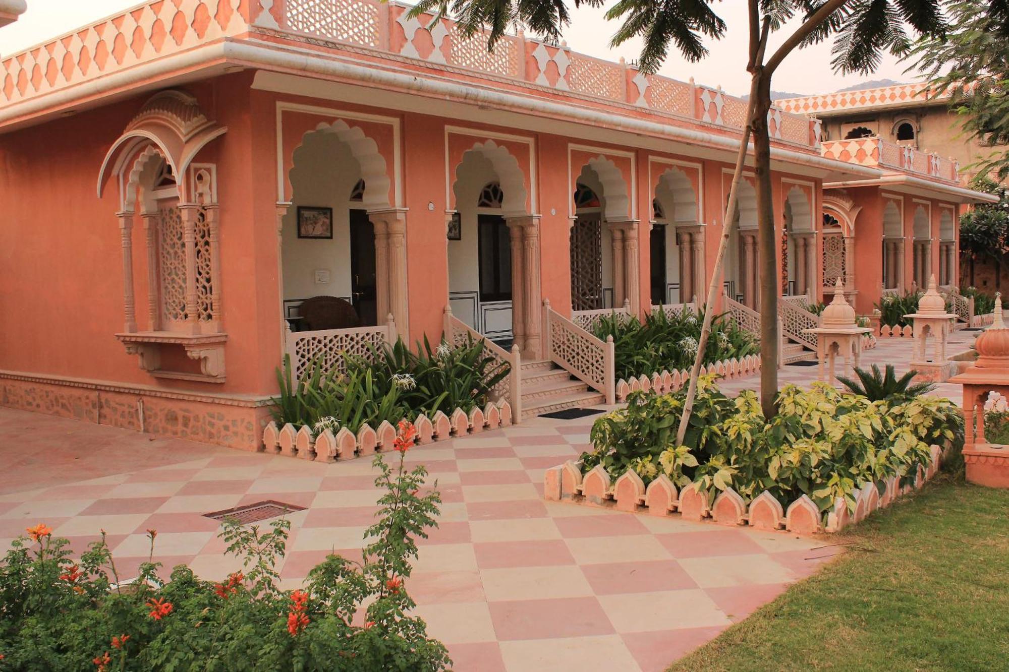 Tree Of Life Inderpura Resort Udaipurwati Jhunjhunu Zewnętrze zdjęcie